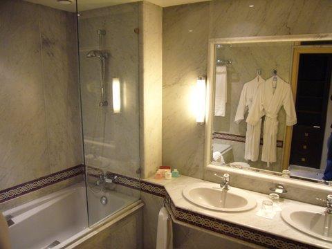 Crystal Rose Hostel Kumasi Dış mekan fotoğraf